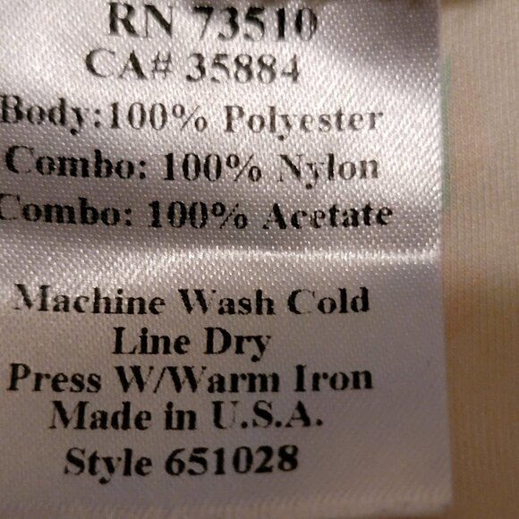 Ivy Jane Satin sleeveless floral and lace top size LG. - Picture 6 of 6